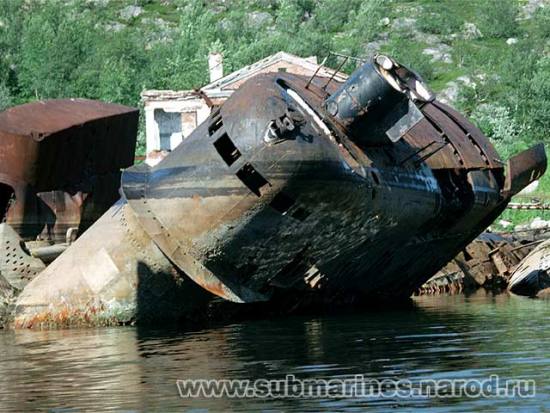 submarine-recycling-graveyard-2 submarine recycling graveyard