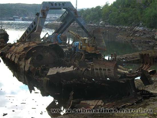 submarine-recycling-graveyard-7 submarine recycling graveyard