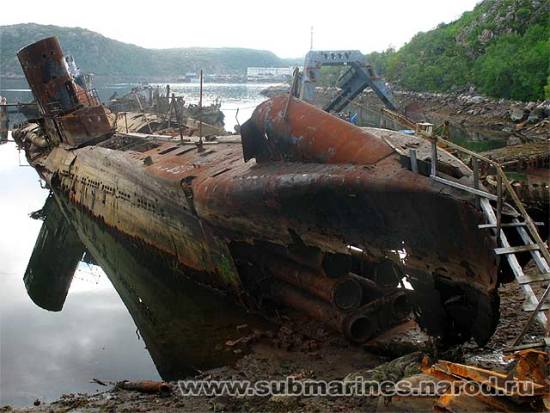 submarine-recycling-graveyard-3 submarine recycling graveyard